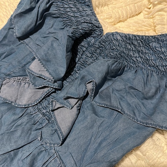 NWT blashe soft ruffly denim looking top - Picture 2 of 8